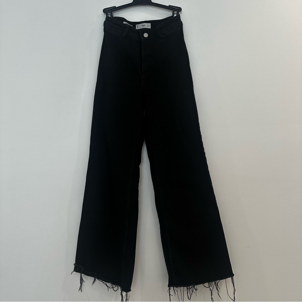 Mango Black Flare Wide-Leg Jeans with Distressed Hem